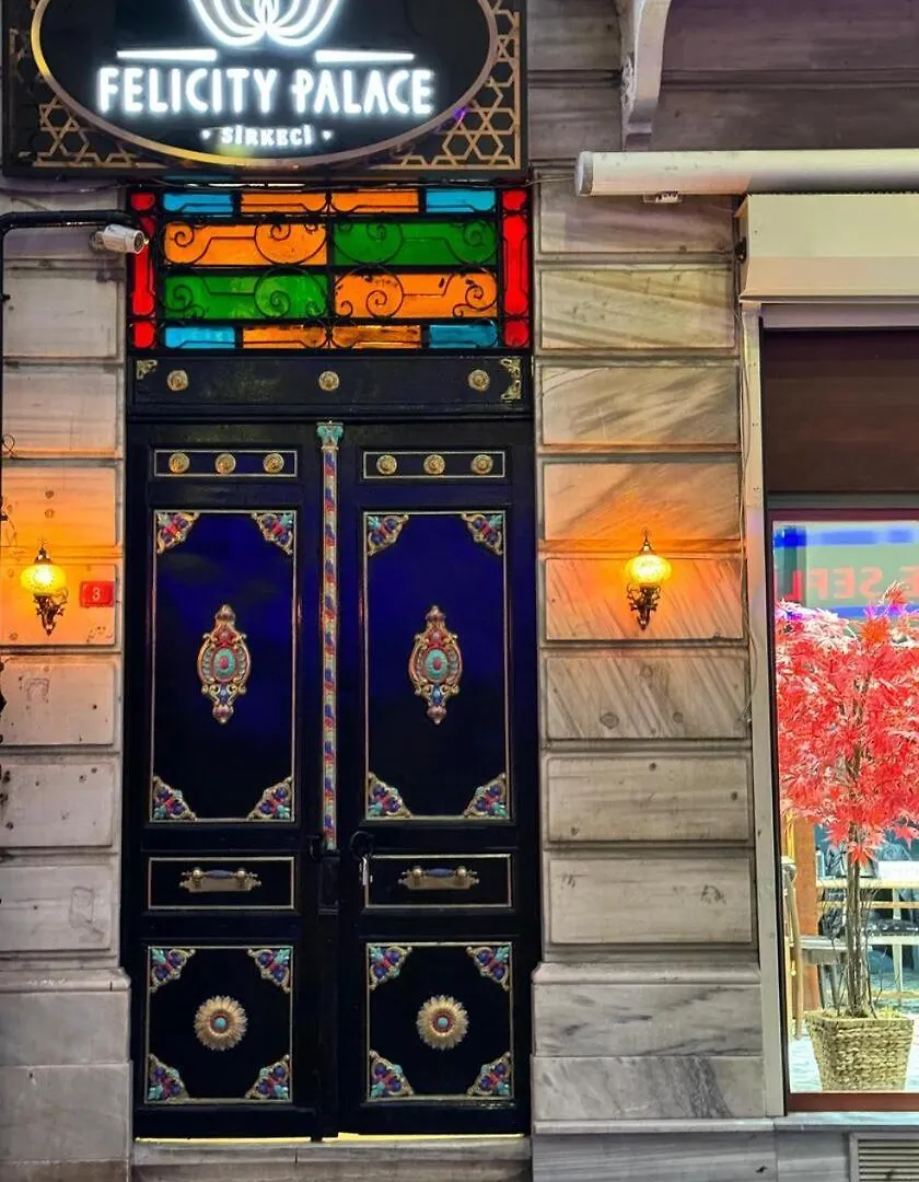 Felicity Palace Sirkeci Istanbul Homestay